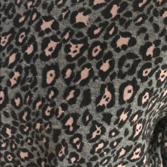Leopard tee - Picture 2 of 2